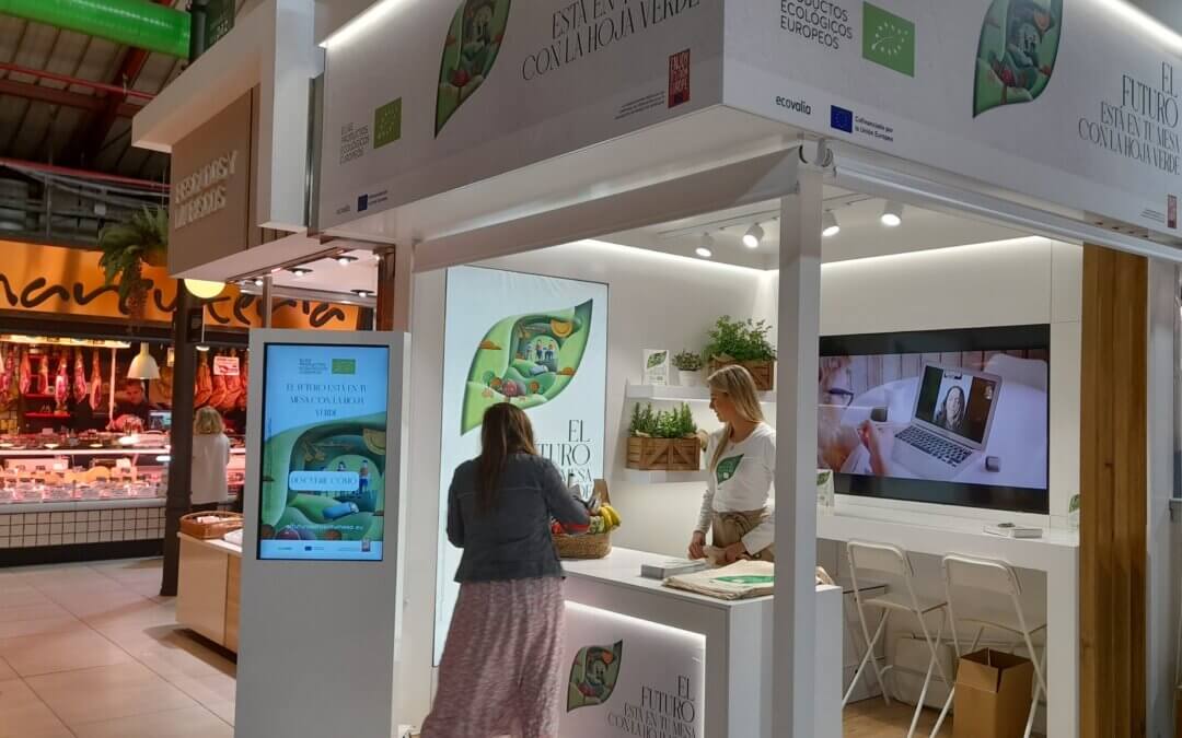 Ecovalia enseña a identificar los productos ecológicos en mercados de Madrid, Barcelona y Valencia